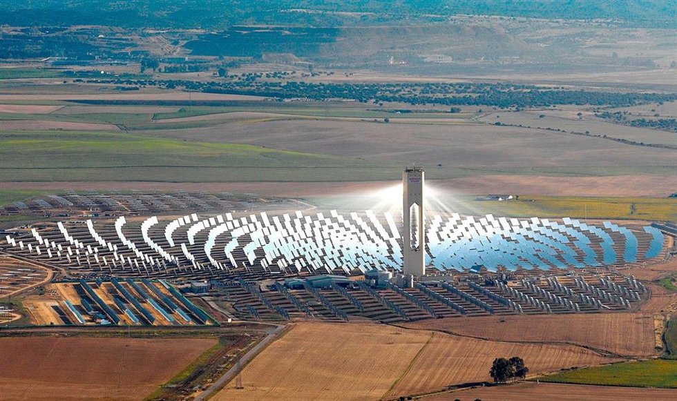 Archivo - Instalación de Abengoa en Sanlúcar