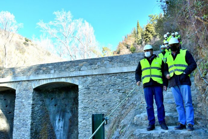 Visita de la Junta al Dique 24