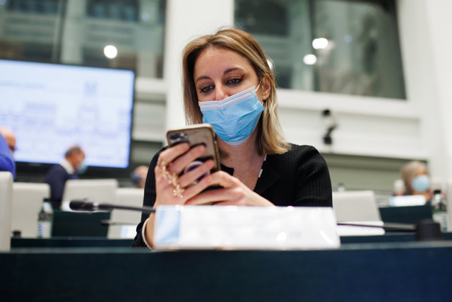 La delegada de Cultura, Turismo y Deporte, Andrea Levy, en una sesión plenaria, en el Palacio de Cibeles, a 29 de diciembre de 2021, en Madrid, (España). 