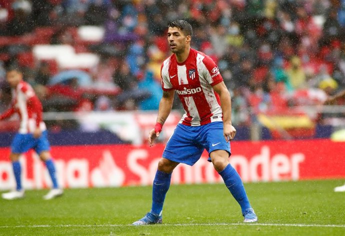 Archivo - Luis Suárez durante un partido del Atlético de Madrid