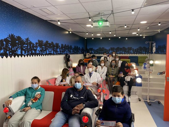 Inauguración del nuevo cine del Hospital Reina Sofía