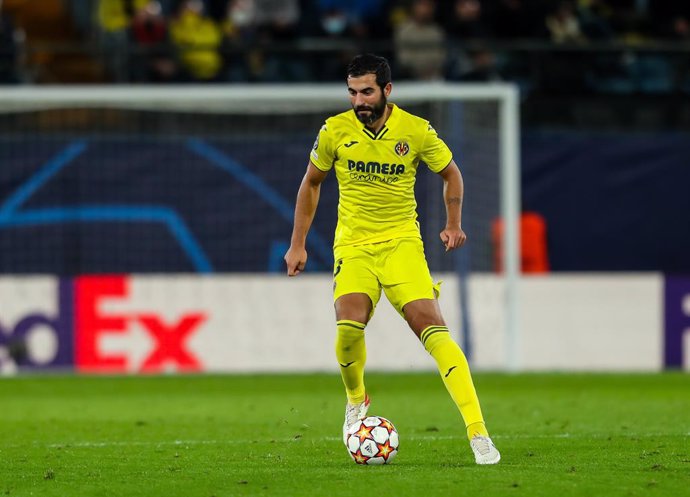 Archivo - Raul Albiol of Villarreal in action during the UEFA Champions League, Group F, football match played between Villarreal CF and BSC Young Boys at the Ceramica Stadium on November 2, 2021, in Castellon, Spain.
