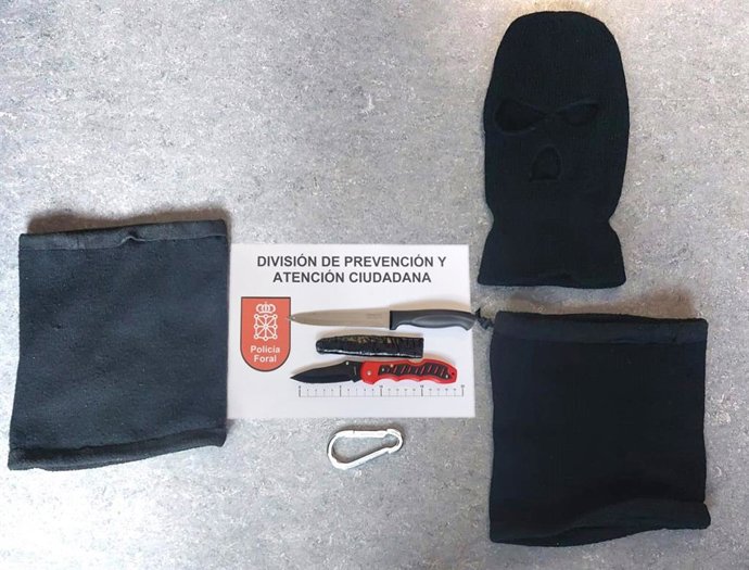 Objetos incautados a los presuntos autores