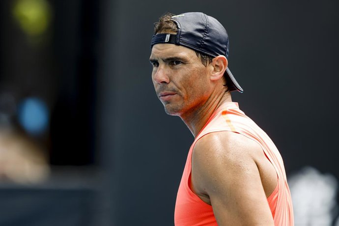 Archivo - 18 January 2022, Australia, Melbourne: Spanish tennis player Rafael Nadal reacts during a training session on Day 2 of the 2022 Australian Open at Melbourne Park. Photo: Frank Molter/dpa