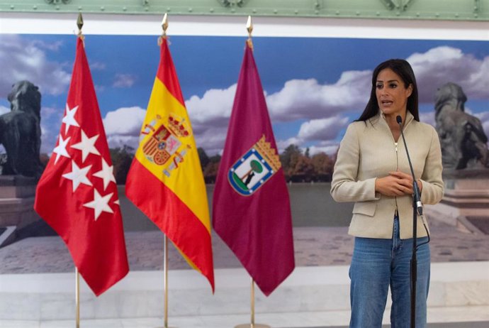 La vicealcaldesa de Madrid, Begoña Villacís, interviene en una rueda de prensa. Archivo.