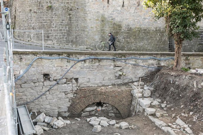 Estructura descubierta durante las obras de rehabilitación en el baluarte de Parma