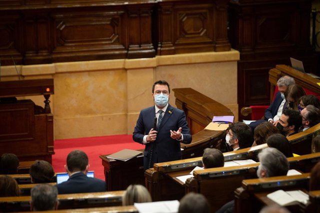 El president de la Generalitat, Pere Aragonès, en la sessió de control del ple del Parlament 