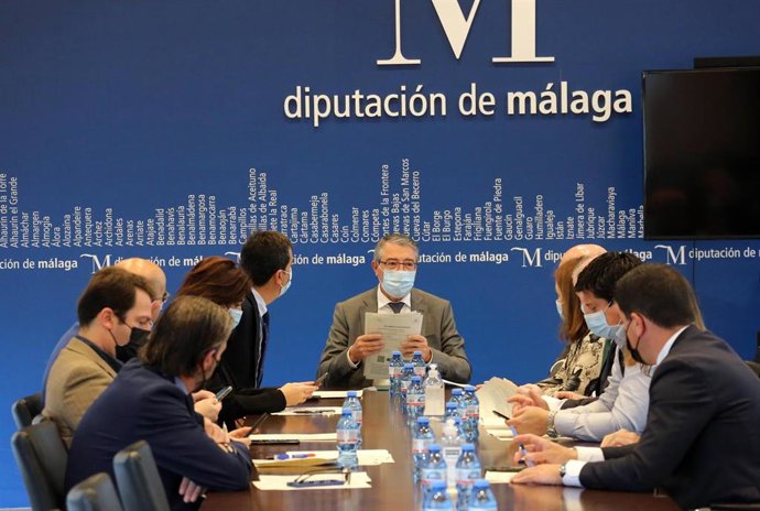 Francisco Salado, presidente la Diputación de Málaga. En la junta de gobierno de la institución