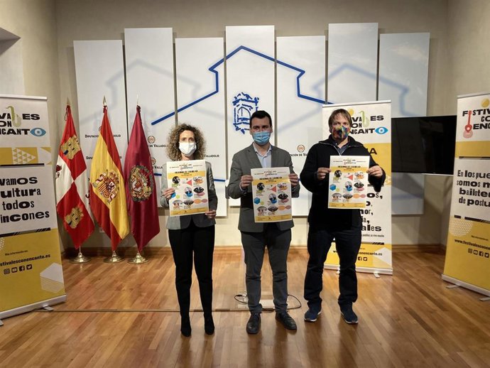 Blanca Pizarro (i), David Esteban e Ismael Beiro.