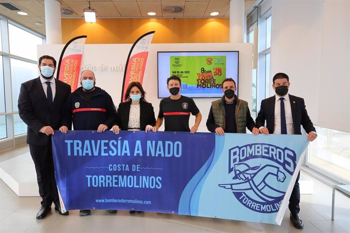 Presentación de la Travesía a Nado de Torremolinos (Málaga) que se retomará el 30 de julio tras el parón por la pandemia de la COVID