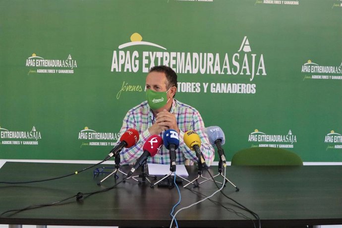 Archivo - El presidente de APAG Extremadura Asaja, Juan Metidieri, en una imagen de archivo