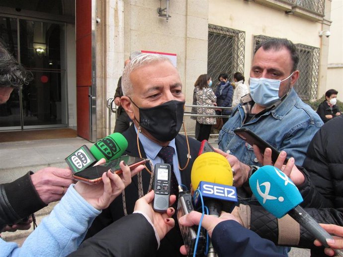 El subdelegado del Gobierno en Badajoz, Francisco Mendoza