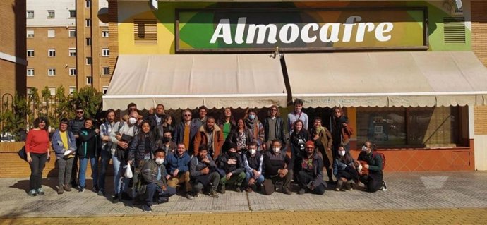 Visita del alumnado del Máster en Agroecología a la tienda de Almocafre en Córdoba.