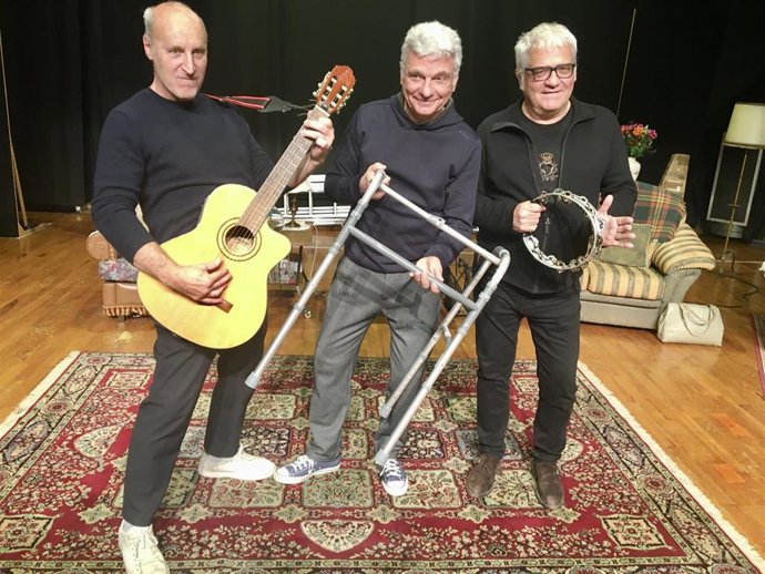 Los integrantes de la compañía Tricicle, Carles Sans, Joan Grcia y Paco Mir.