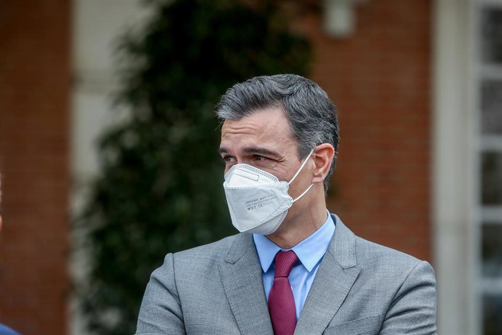 El presidente del Gobierno, Pedro Sánchez, en el acro de recibimiento a los deportistas que han representado a España en los Juegos Olímpicos de Invierno Beijing 2022, celebrados en Pekín (China), en el Complejo de la Moncloa, a 23 de febrero de 2022, e