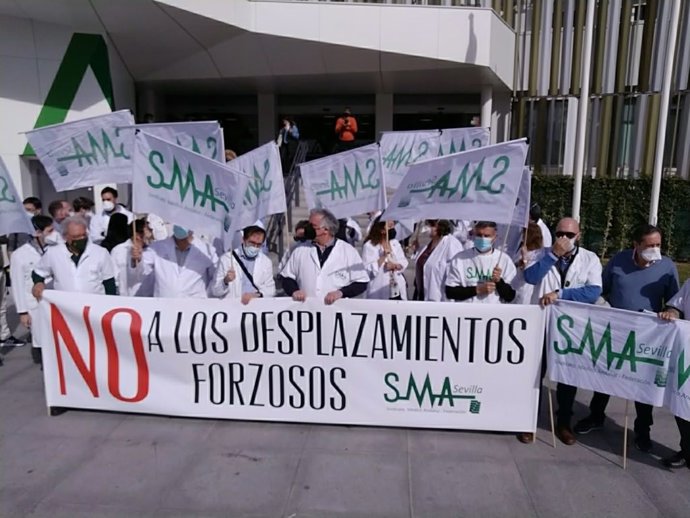 Concentración contra los traslados "obligados"