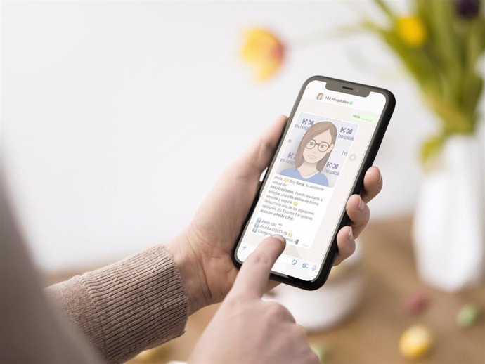 HM Hospitales ha creado 'Sana', la nueva asistente virtual de atención al paciente que permite reservar cita a través de WhatsApp en los centros del grupo donde esté presente la citación 'on line'.