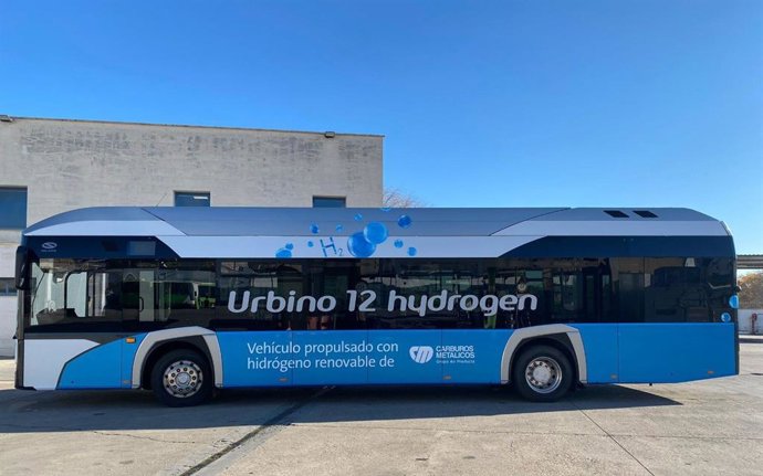 Archivo - Autobús propulsado por hidrógeno en Córdoba, como los que podrá adquirir el Ayuntamiento con los fondos Next Generation.
