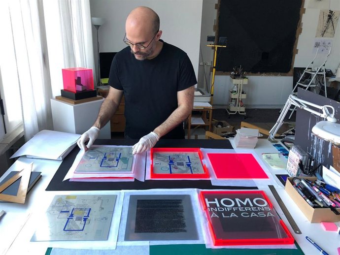 El artista zaragozano Pablo Pérez Palacio.