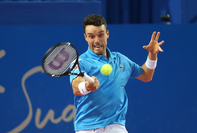 Roberto Bautista-Agut of Spain in action against Alexander Bublik of Kazakhstan during the quarter-finals of the Open Sud de France 2022, ATP 250 tennis tournament on February 4, 2022 at Sud de France Arena in Montpellier, France - Photo Laurent Lairys 