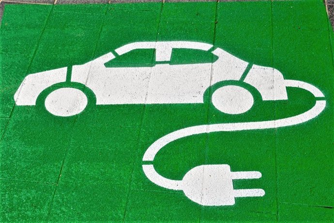 Sólo tres de cada diez españoles cambiaría su coche en propiedad por servicios de carsharing