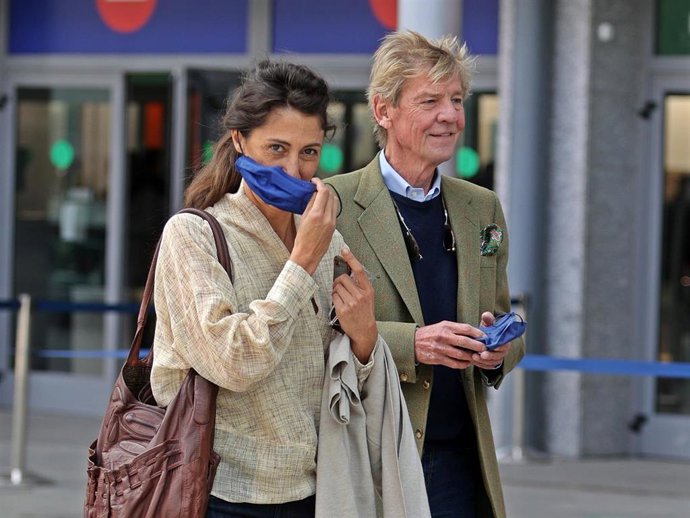 Ernesto Hannover y Claudia Stilianopoulos, visita sorpresa a 'ARCOmadrid 2022'