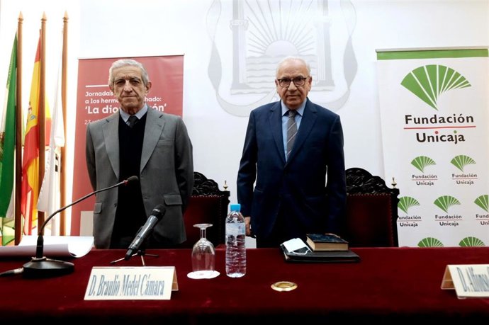 Medel y Alfonso Guerra