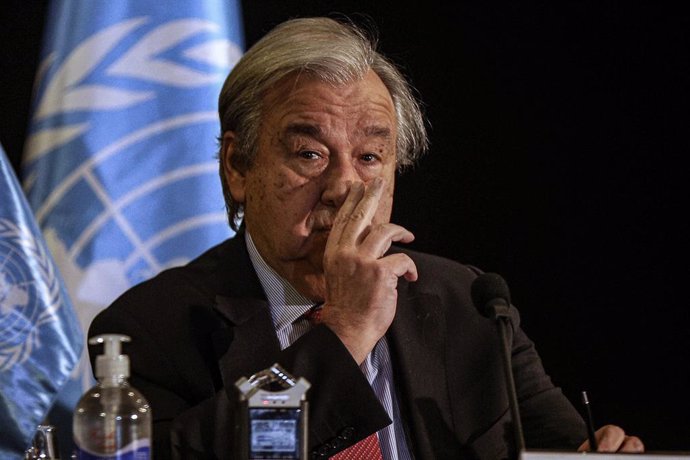 Archivo - 21 December 2021, Lebanon, Beirut: United Nations Secretary-General Antonio Guterres looks on during his press conference after concluding a three-day visit to Lebanon. Photo: Marwan Naamani/dpa