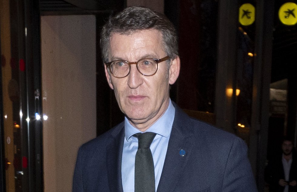 El presidente de la Xunta y líder del PP gallego, Alberto Núñez Feijóo, a su llegada a la sede de Génova