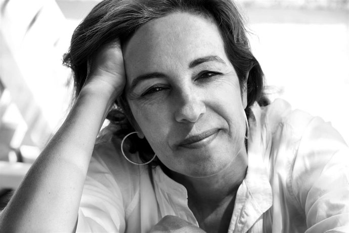 Archivo - La escritora vallisoletana Reyes Calderón.