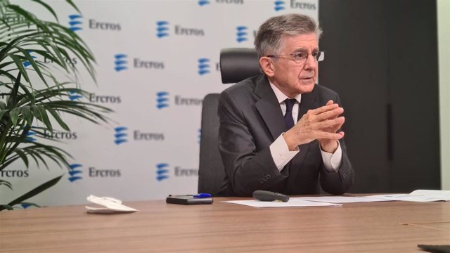 El presidente de Ercros, Antonio Zabalza, durante la rueda de prensa