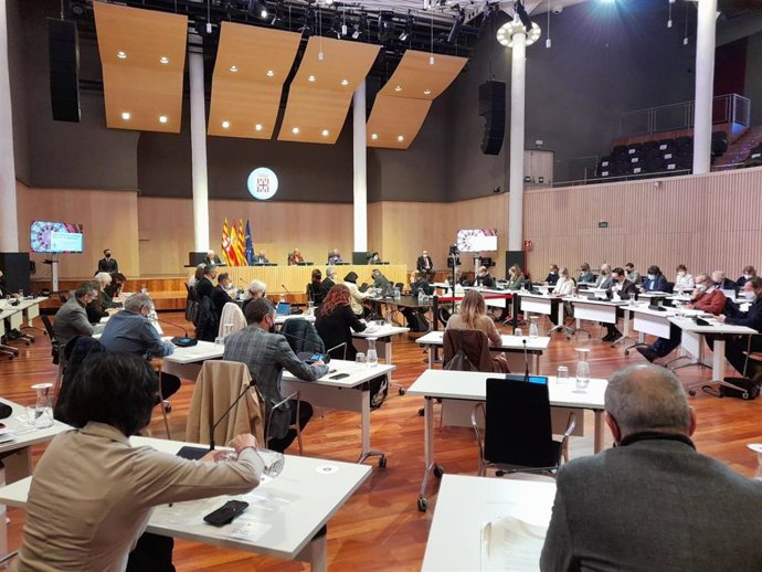 El pleno de la Diputación de Barcelona de este jueves.