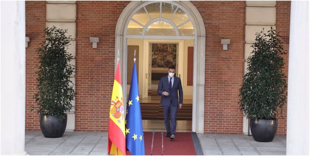 El presidente del Gobierno, Pedro Sánchez, realiza una declaración institucional sobre la situación en Ucrania desde el Palacio de La Moncloa, a 24 de febrero de 2022, en Madrid (España).