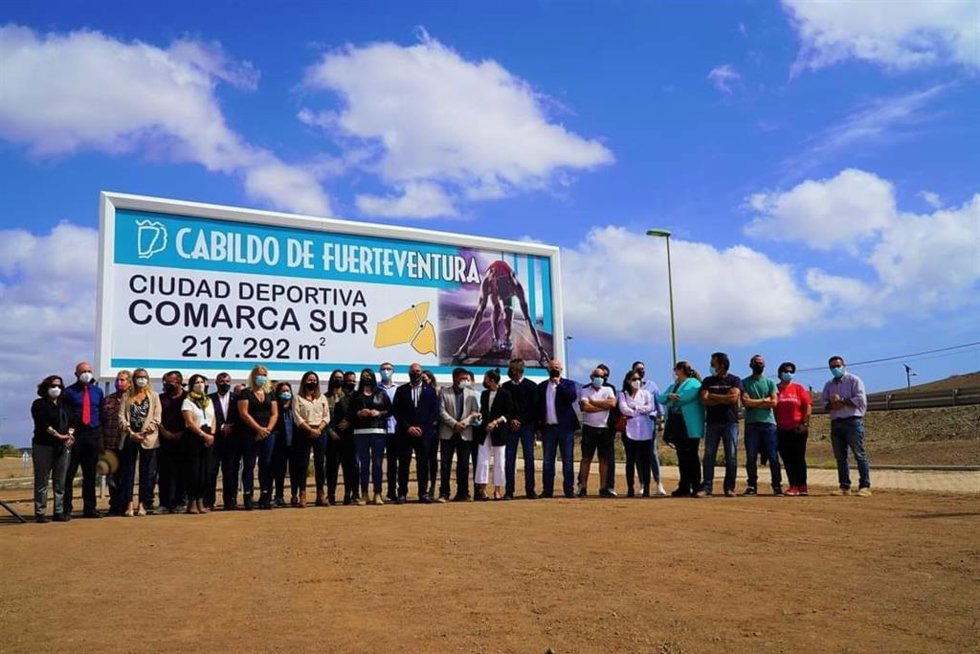 Terrenos de la Ciudad deportiva de Fuerteventura en el sur