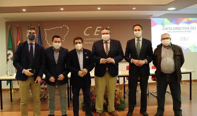 Francisco Reyes presenta el Plan de Empleo y Empresa en la CEJ