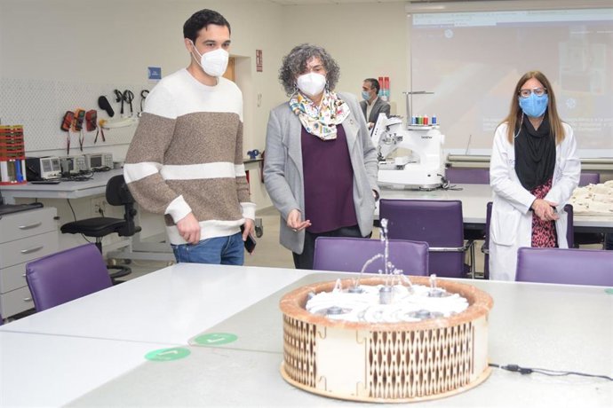 El 'FabLab' de la UPCT desarrolla un simulador de conducción de patinetes eléctricos