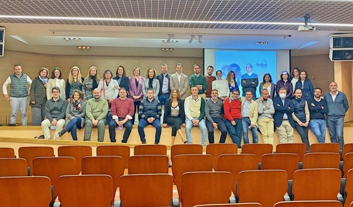 El grupo tecnológico ha hecho balance de los 20 años de recorrido junto a una representación de trabajadores.