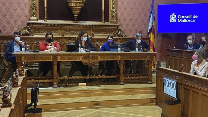 El Consell aprueba una declaración institucional de "condena absoluta" al ataque de Rusia a Ucrania