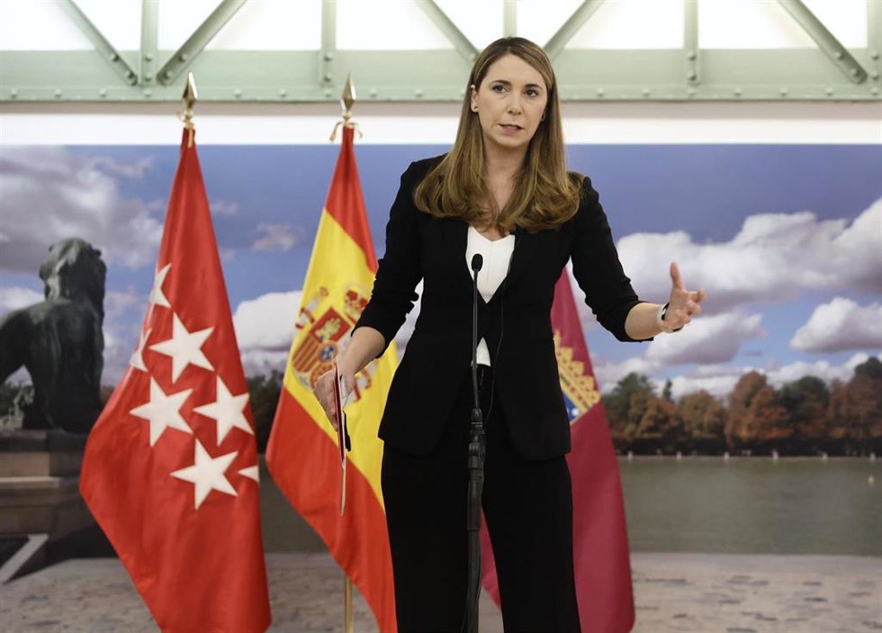 La concejala y portavoz del PSOE en el Ayuntamiento de Madrid, Mar Espinar, interviene en una rueda de prensa posterior a un pleno municipal 