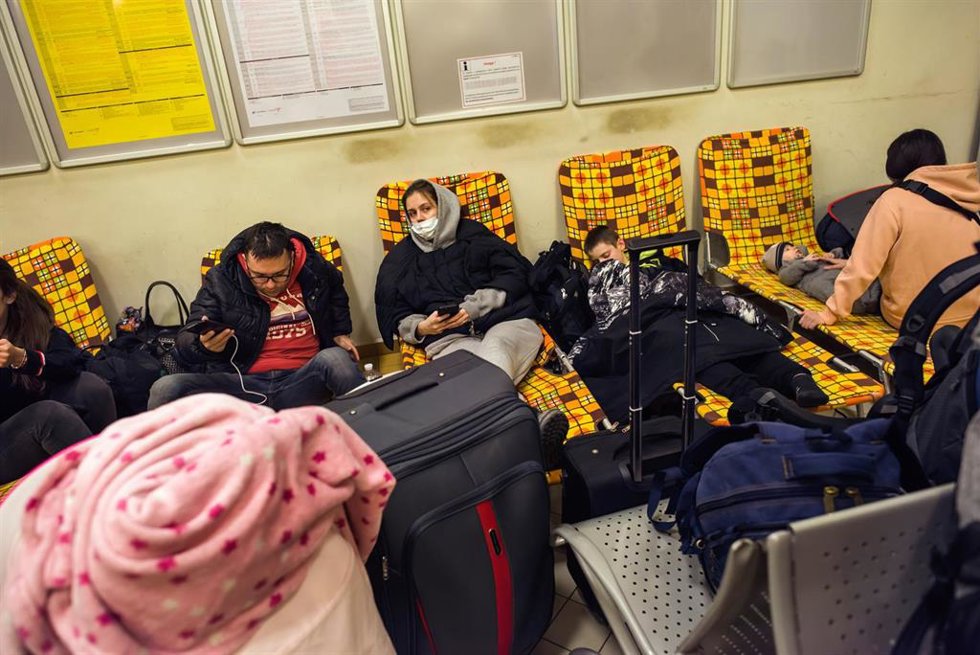 Refugiados ucranianos llegan a Polonia 