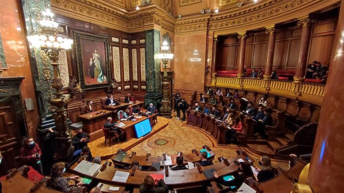 Pleno del Ayuntamiento de Barcelona.