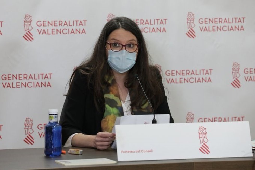Archivo - Oltra comparece tras el pleno semanal