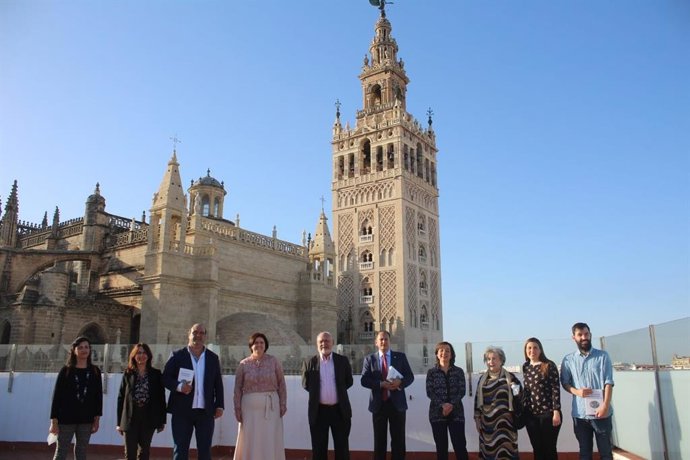 Presentación en la Casa de la Provincia del libro 'Historia del Periodismo Local en la Provincia de Sevilla'.