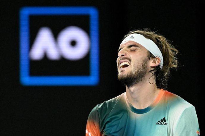 Stefanos Tsitsipas of Greece reacts during his Mens semifinal match against Daniil Medvedev of Russia on Day 12 of the Australian Open, at Melbourne Park, in Melbourne, Friday, January 28, 2022. (AAP Image/Dean Lewins) NO ARCHIVING, EDITORIAL USE ONLY