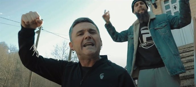Rafael Palacios, junto a Maxtr3s en el videoclip 'Donde yo nací'