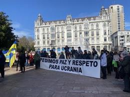 Concentración en Oviedo para pedir la paz en Ucrania