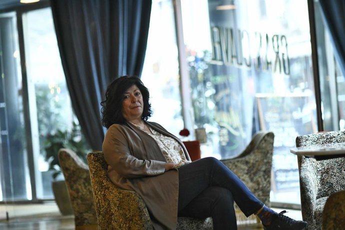 Archivo - La escritora Almudena Grandes durante la presentación de 'La herida perpetua'.