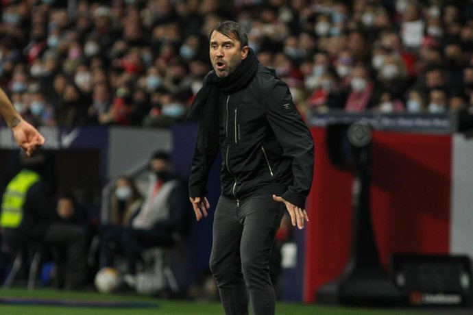 Eduardo Coudet, head coach of Celta de Vigo gestures during the Spanish League, La Liga Santander, football match played between Atletico de Madrid and Celta de Vigo at Wanda Metropolitano stadium on February 26, 2022, in Madrid, Spain.