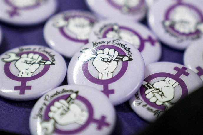 Chapas en el IV Encuentro  Estatal de Libres y Combativas (archivo)