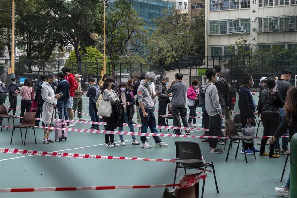 Archivo - Teste de coronavirus en Hong Kong